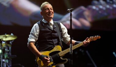 Bruce rocks out to Long Island: Springsteen's 'Land of Hopes & Dreams' tour to include UBS Arena in Elmont