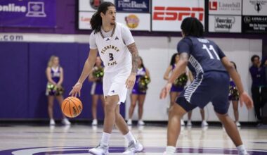 Men’s Basketball gives Queens a run in 85-78 loss