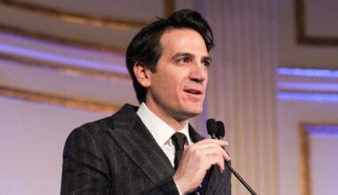 NYC doctor apologizes for failing to 'speak up’ on youth gender surgeries