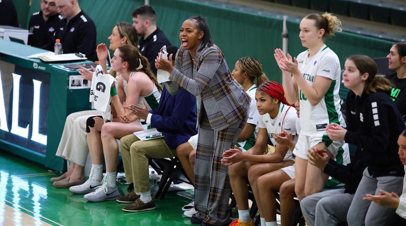 Women's Basketball Survives Nailbiter Against Marist In Overtime, Wins Third Straight 66-61