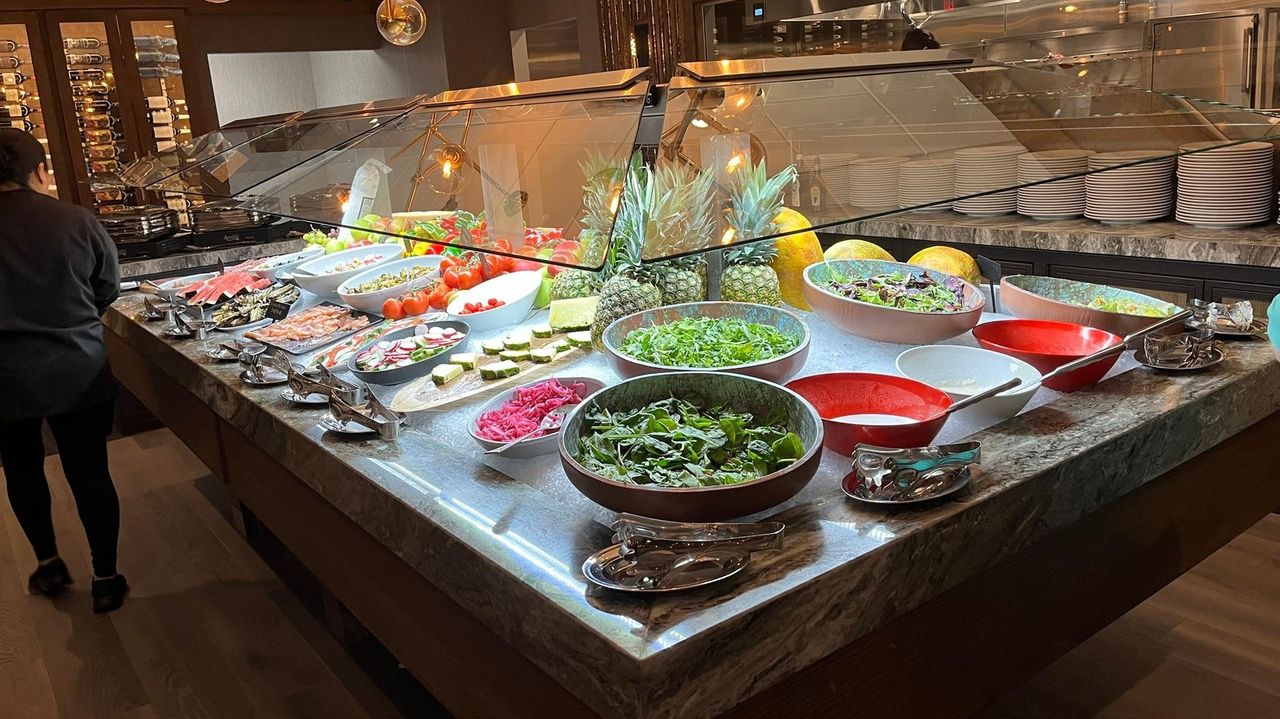 AG Steakhouse closes in Westbury