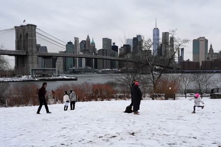 Blizzard warnings issued for New York area as storm heads to East Coast