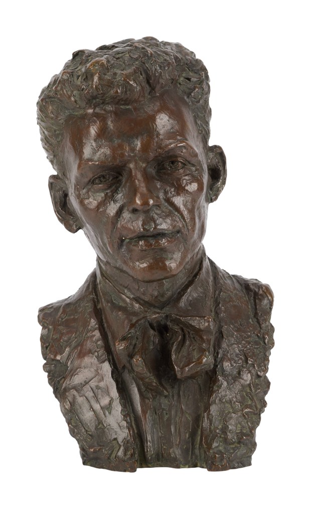 A bronze bust of Frank Sinatra by Jo Davidson (estimate: $4,000-$6,000) (Julien's Auctions)