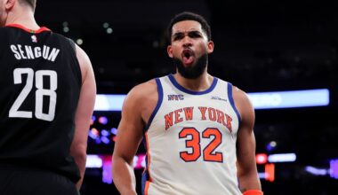 Towns fires up Knicks in 18-point 4th-quarter rally vs. Rockets