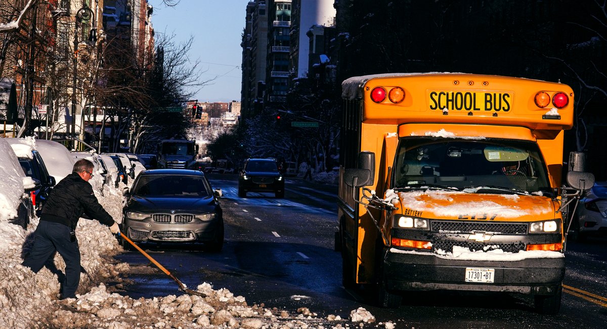 'Absolute mess': Return to school in NYC hindered by major blizzard