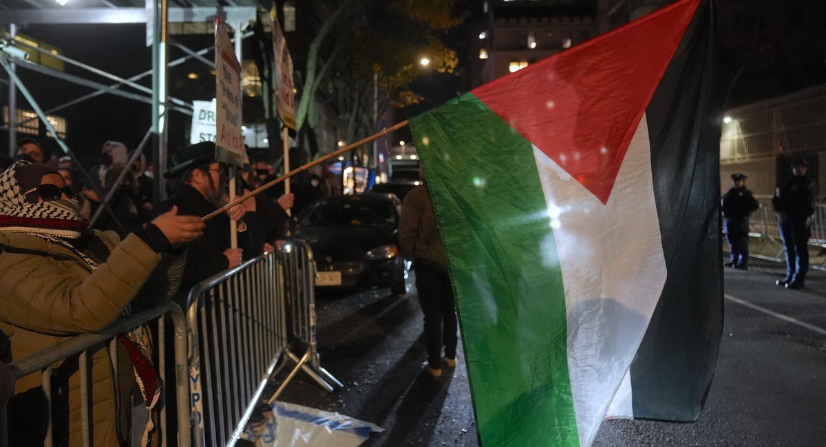 NYC lawmakers consider bill letting NYPD set buffer zones around houses of worship