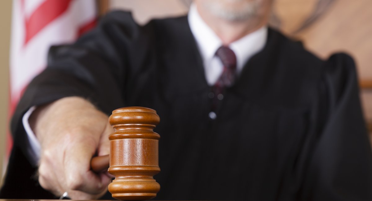 Fake immigration judges, lawyers and court officers, but real fraud charges in NY