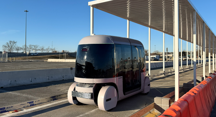 Port Authority to test self-driving shuttle buses at Newark Airport this spring