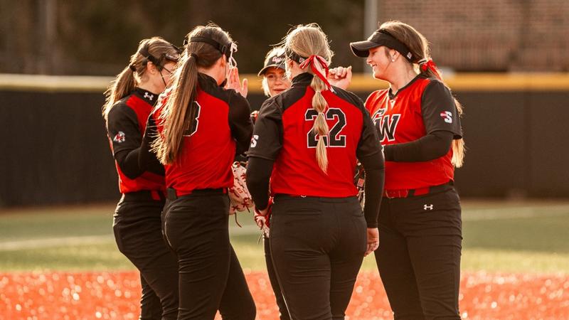 Softball Announces Rescheduled Game at Queens