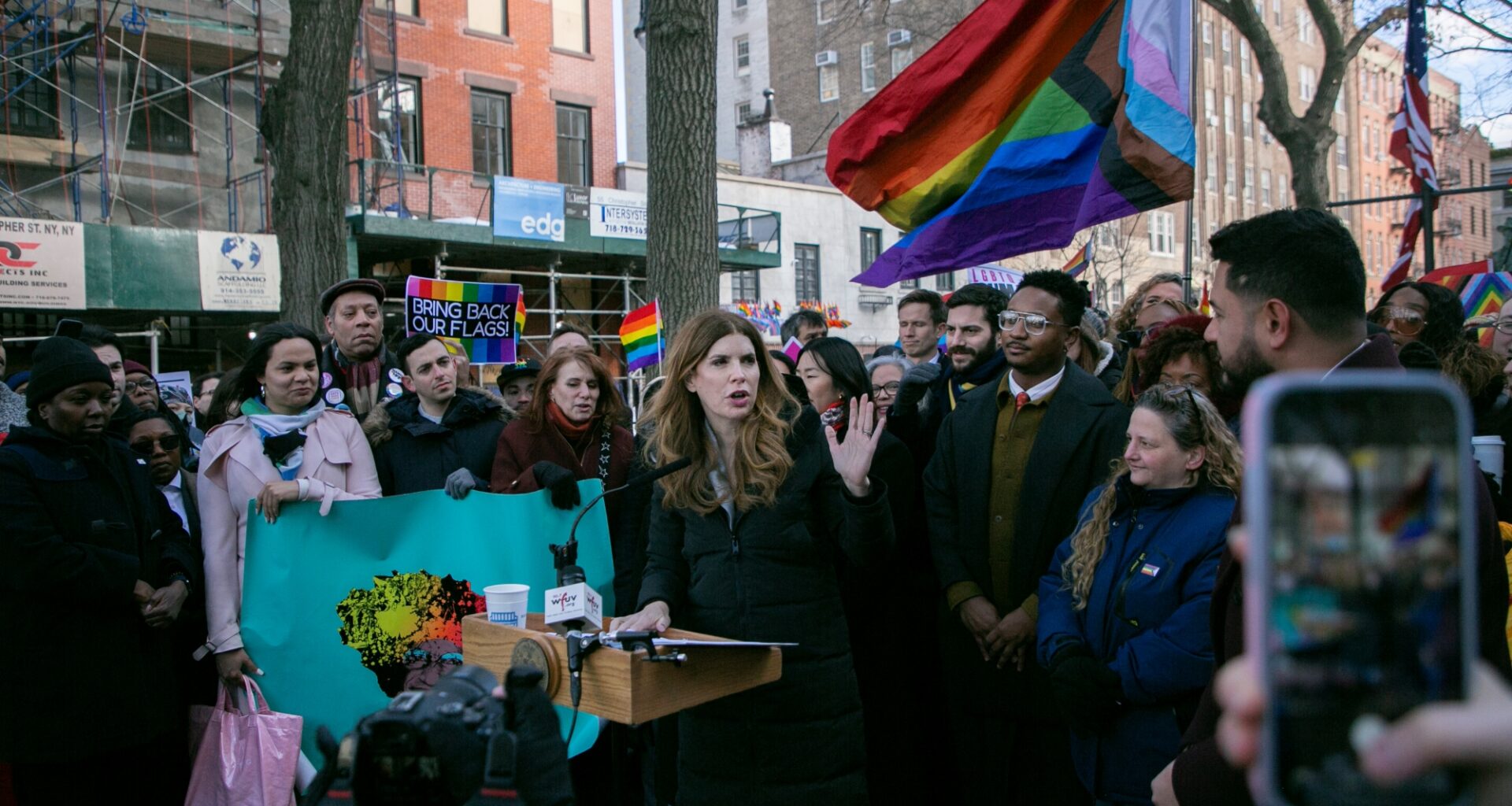 New York officials introduce bill to protect Pride flag