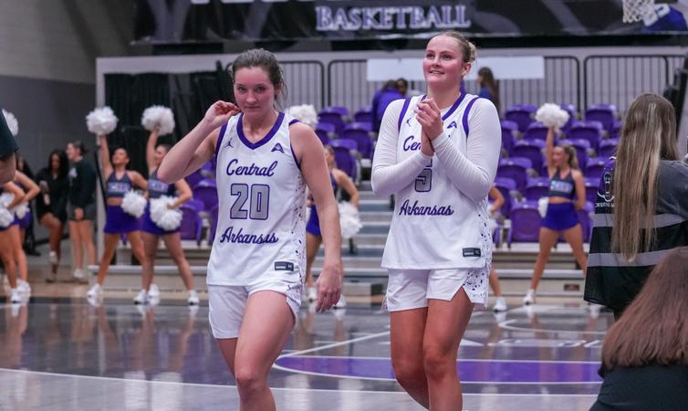 Sugar Bears Host Queens for Friday's Senior Day