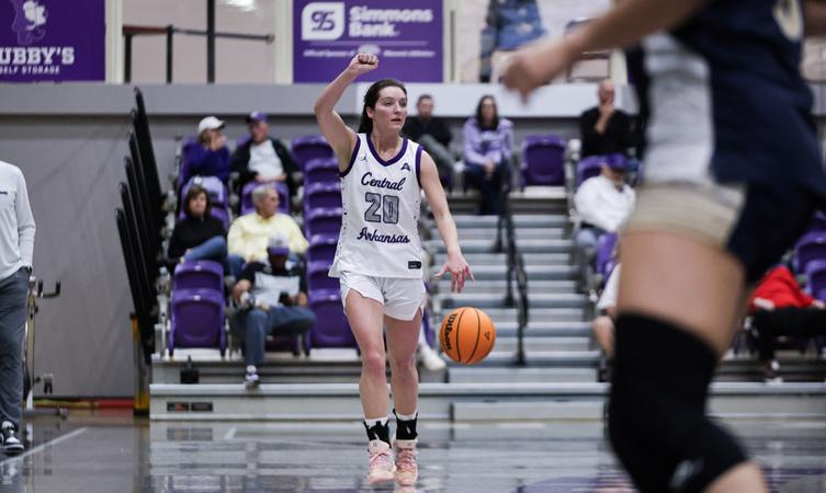 Sugar Bears Rout Queens on Senior Night