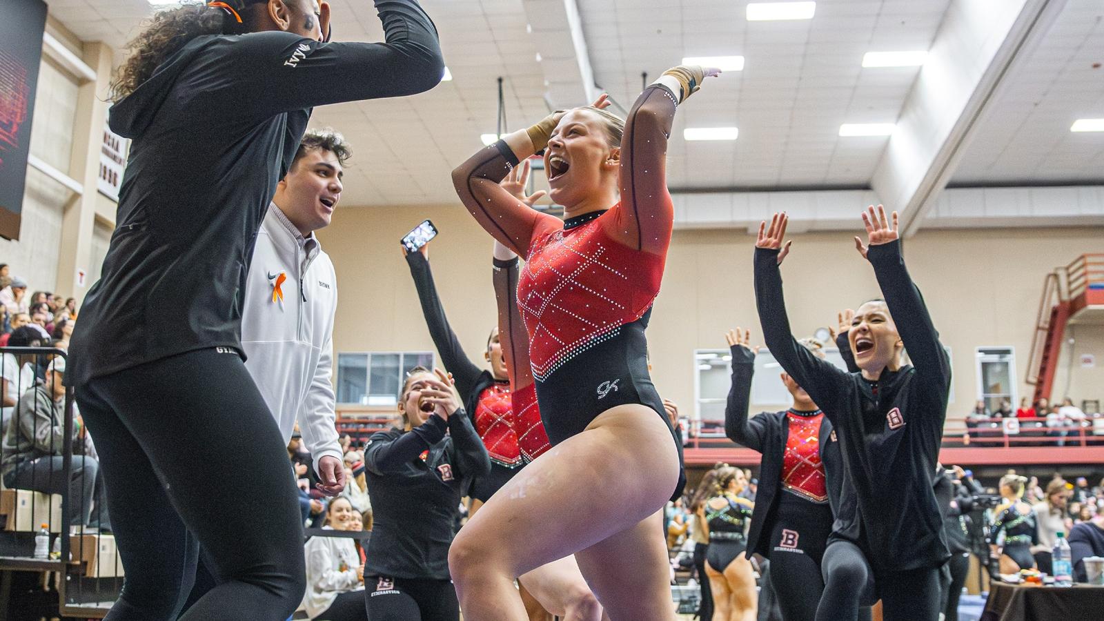 Sophia Dewar competes on floor at the Ivy Classic