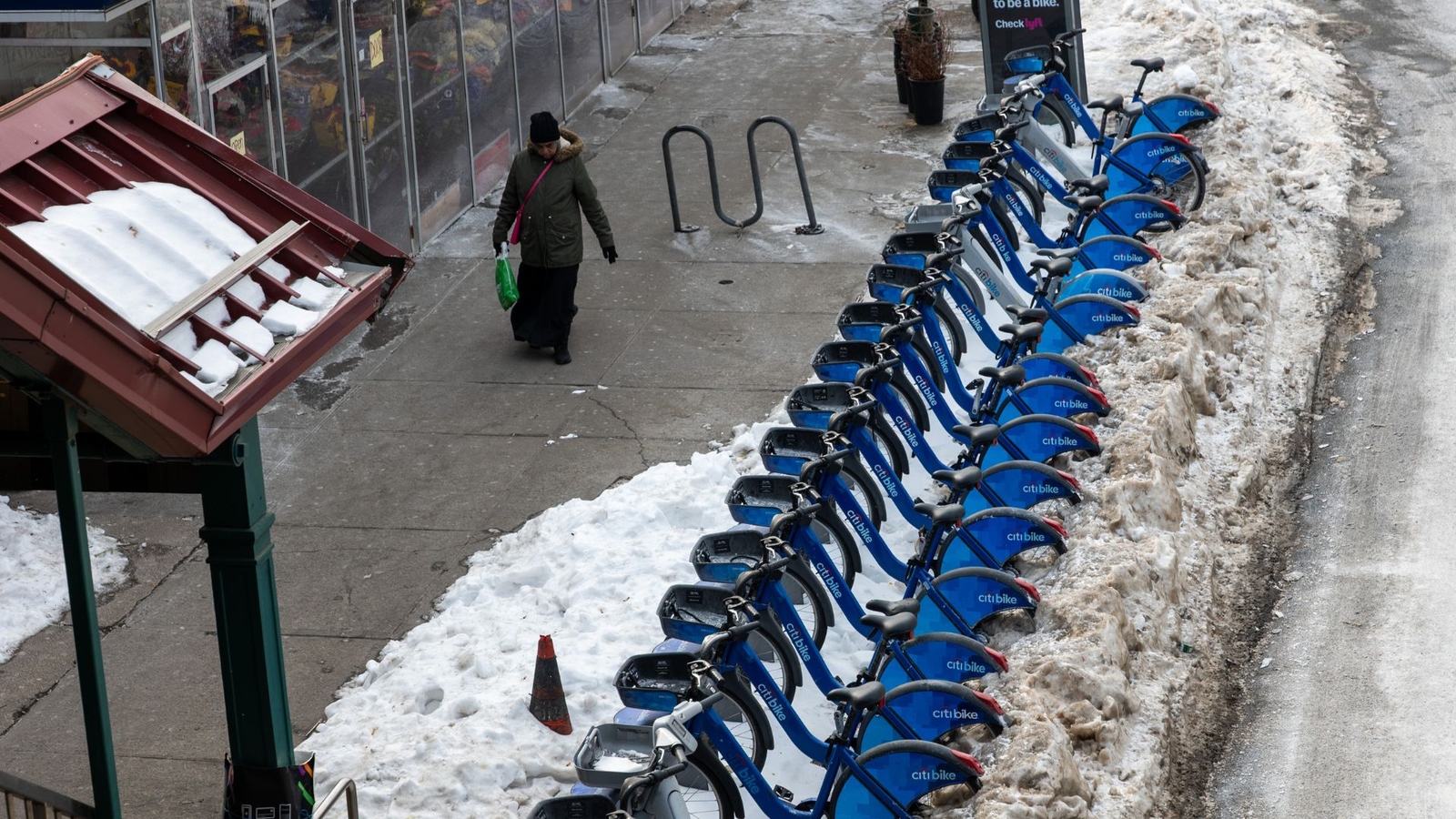 Additional cold weather-related deaths reported bringing total to 19 outdoor, 7 indoor