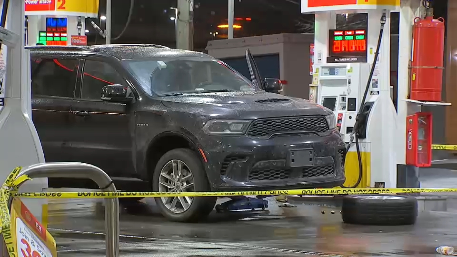 Man shot, robbed of his jewelry at gas station in Baychester, the Bronx