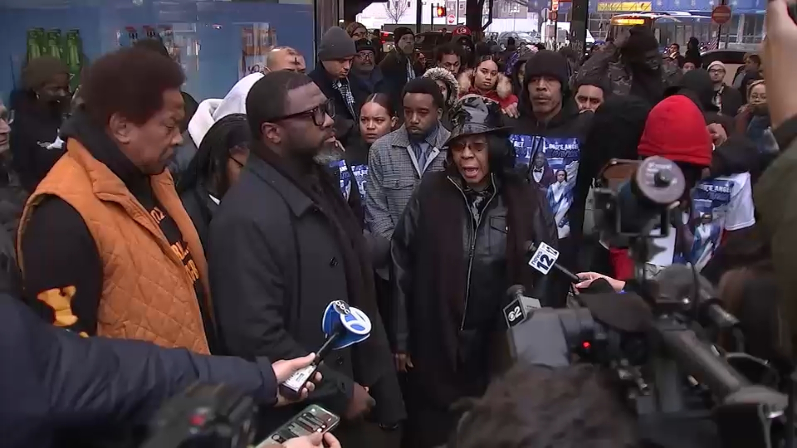 Bronx deadly shooting: Vigil for high school football player shot killed, parents say he was innocent bystander