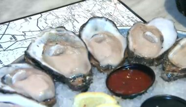 FDA recalls Stellar Bay Shellfish oysters in 10 states, including NY, for possible norovirus contamination