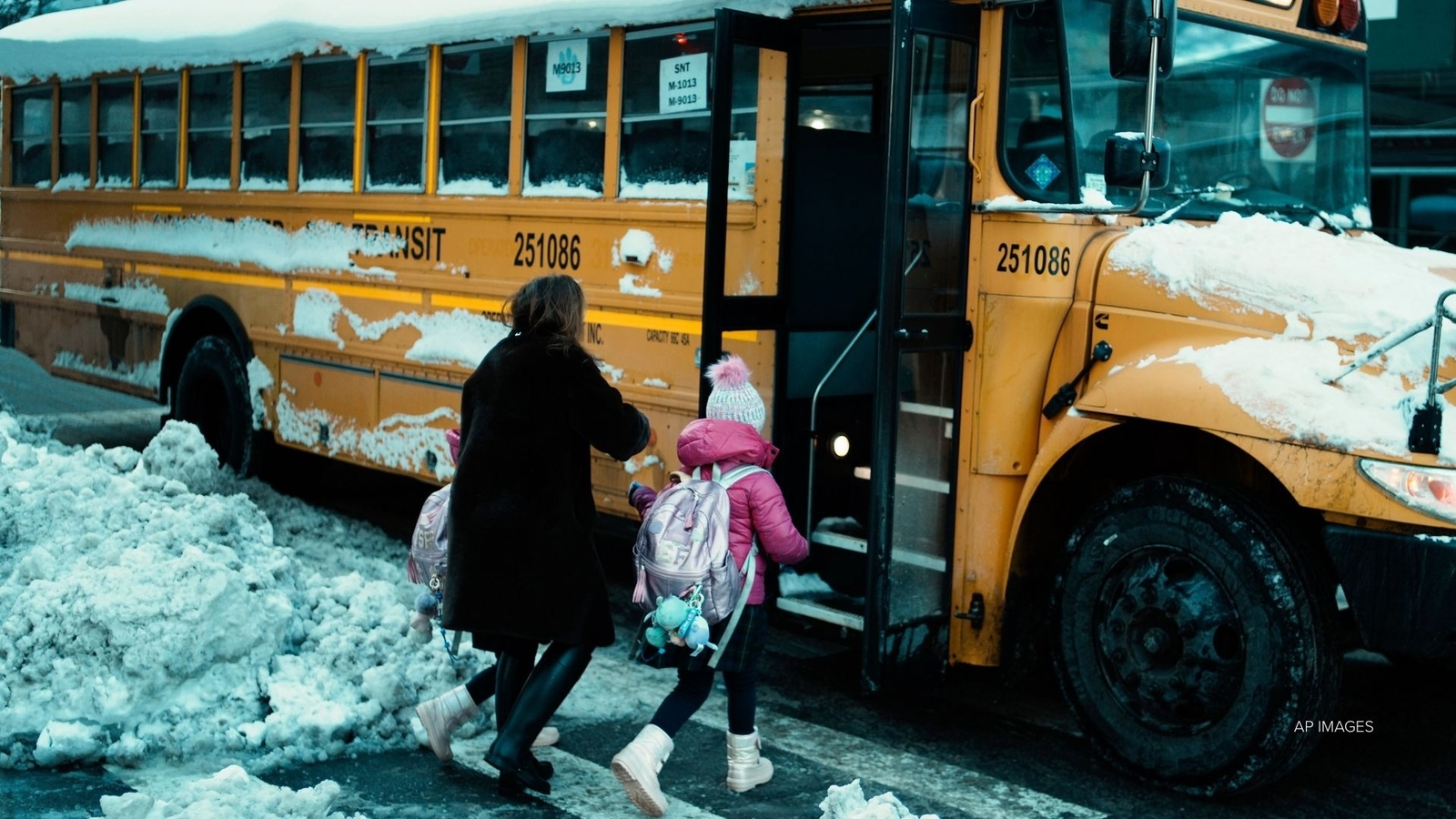 2026 Blizzard: Staten Island public schools reopened with under 20% of students making it to classes