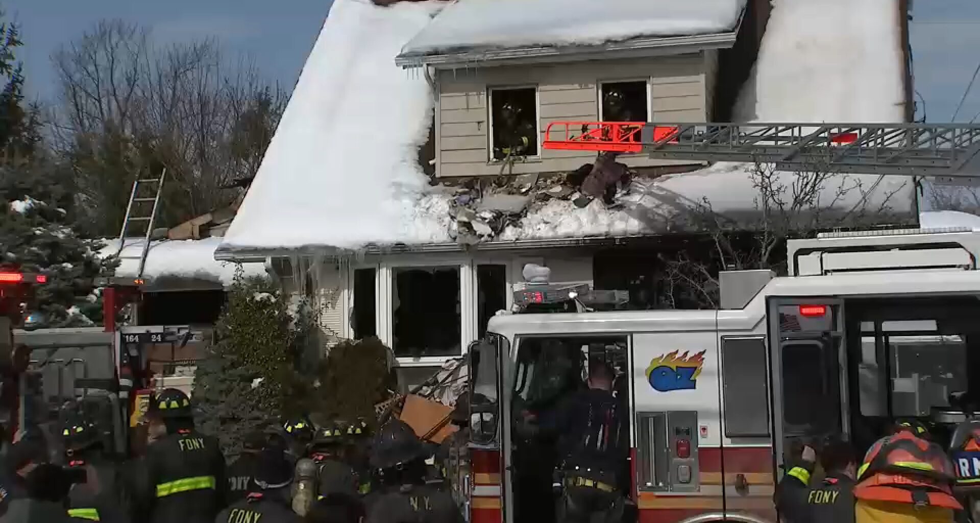 4 firefighters, 5 residents hurt in Staten Island house fire