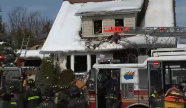 4 firefighters, 5 residents hurt in Staten Island house fire