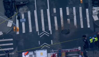 Manhole explosions in Tribeca leaves 3 people injured in Tribeca, officials say