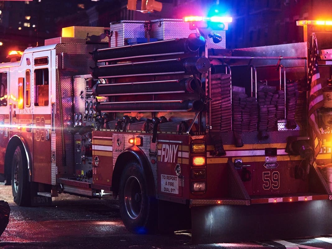 1 Dead, 9 Injured After 4-Alarm NYC Fire: FDNY