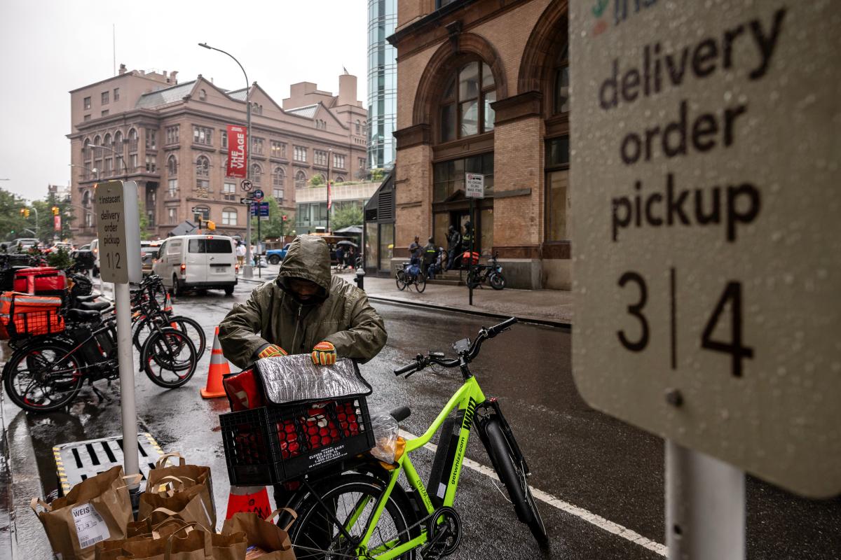 Instacart's new NYC fee teaches the meddling left a much-needed economics lesson