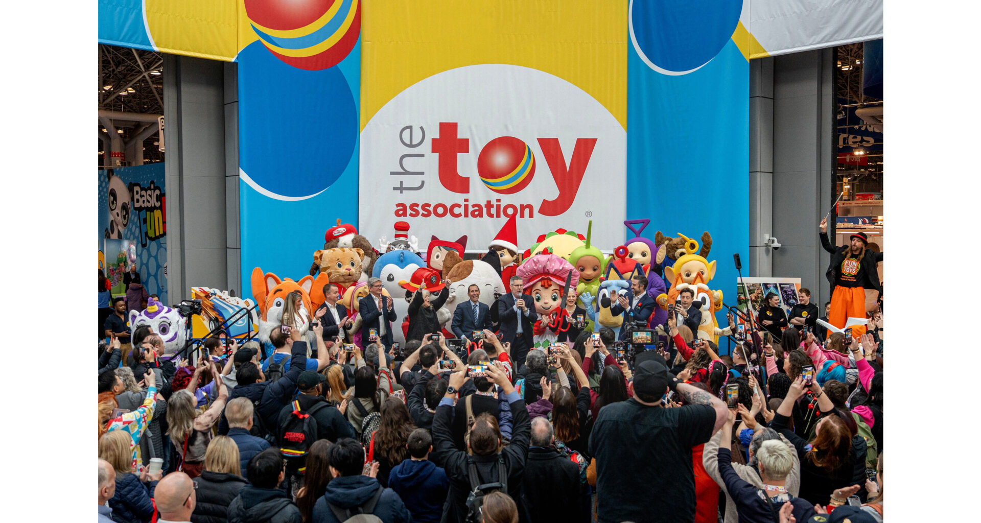 Milestone 120th Toy Fair® in New York Puts Play in the Spotlight