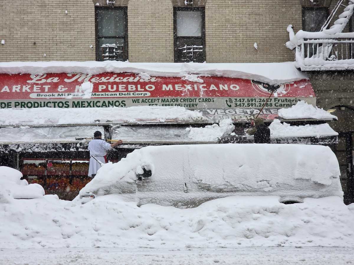 Blizzard hits the Bronx, city declares emergency and opens warming centers – Bronx Times