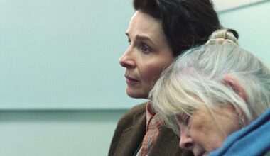 Juliette Binoche in a Strong Dementia Drama