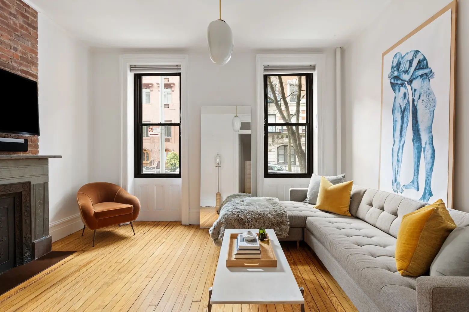This $800K Chelsea two-bedroom co-op is easy on fees and rules