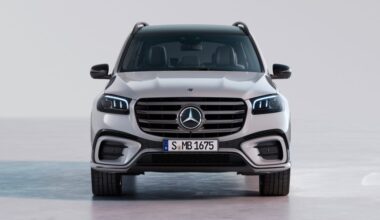 Single Mercedes-Benz Owner Owes $90,000 in NYC Traffic Camera Tickets, Report Reveals