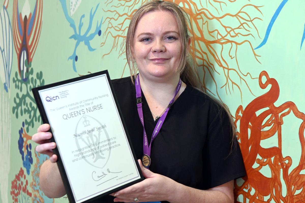 'She's everything a Queen's Nurse should be' - Huge award for Bradford woman