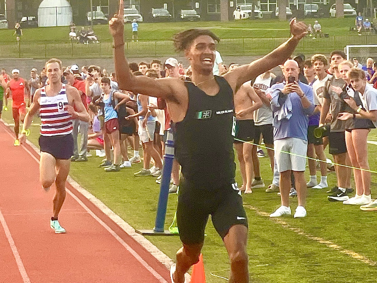 Islander sparks national record relay, SW’s Herbert and NDA’s Nestor-Hubert set all-time borough marks