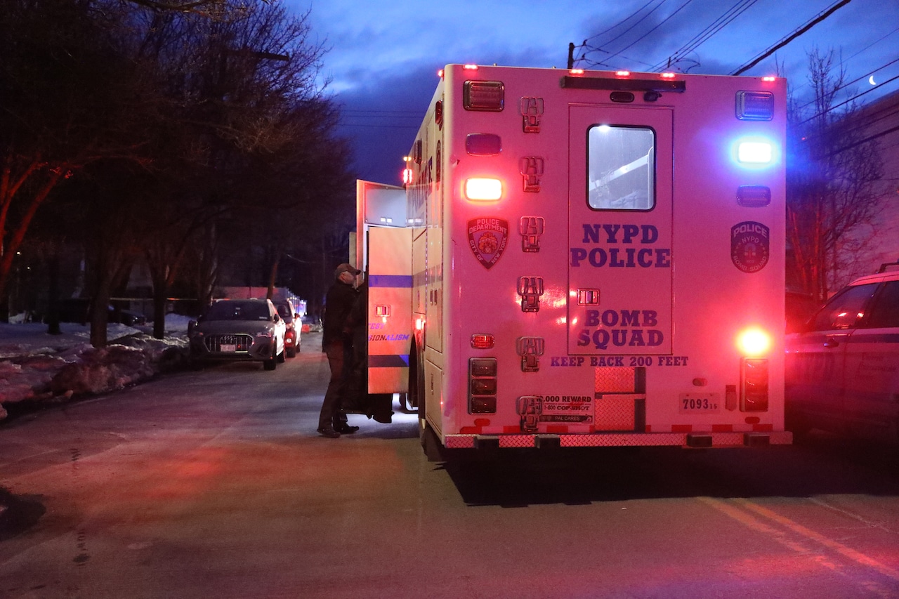 NYPD responds to Annadale on Thursday