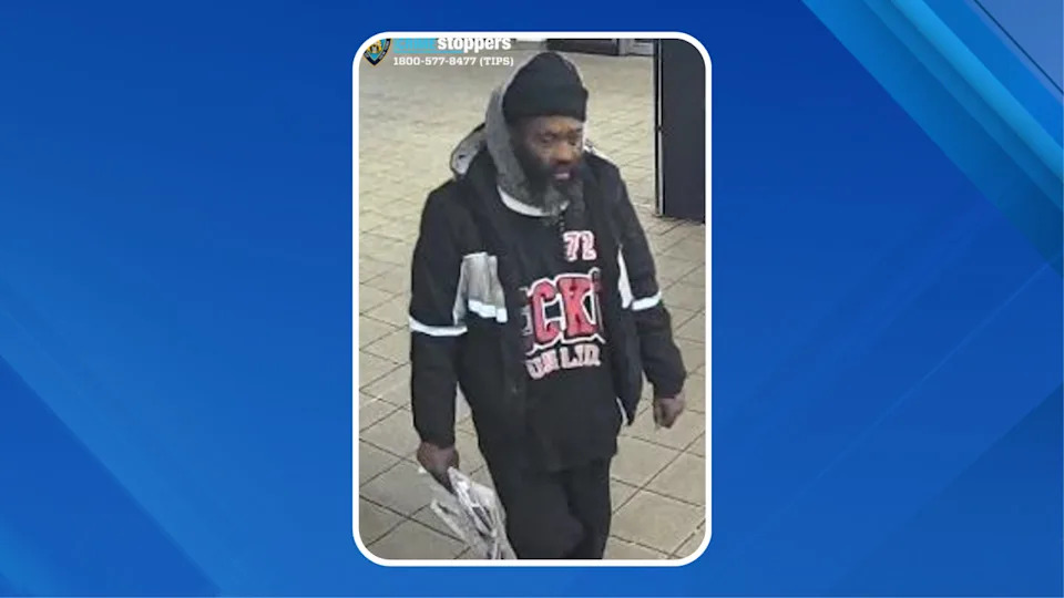 Police are searching for a suspect in connection with an assault in a Queens subway station on Jan. 28, 2026. (Credit: NYPD)