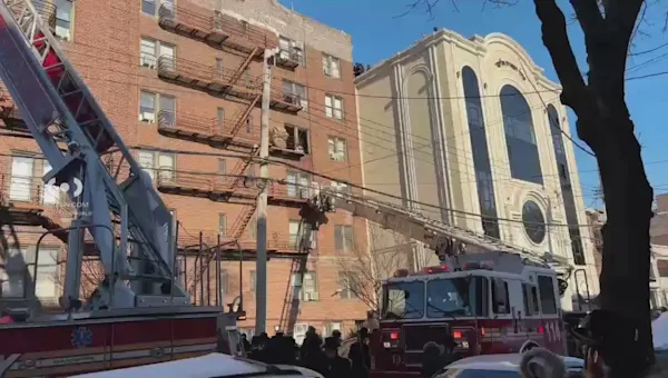 News 12 | Brooklyn | Person killed in Borough Park apartment building fire