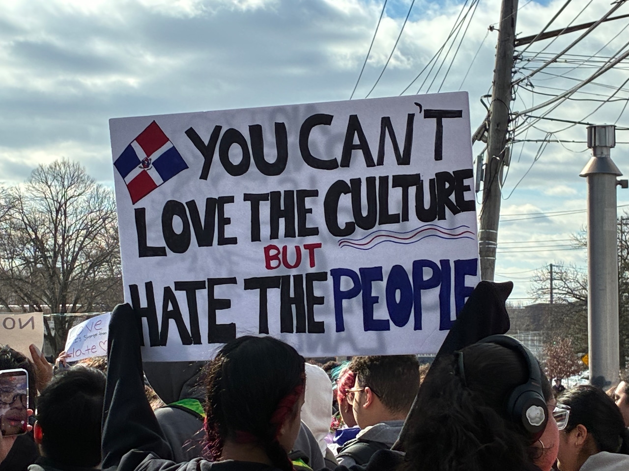 Peaceful protest at Wagner High School targets ICE, school administration