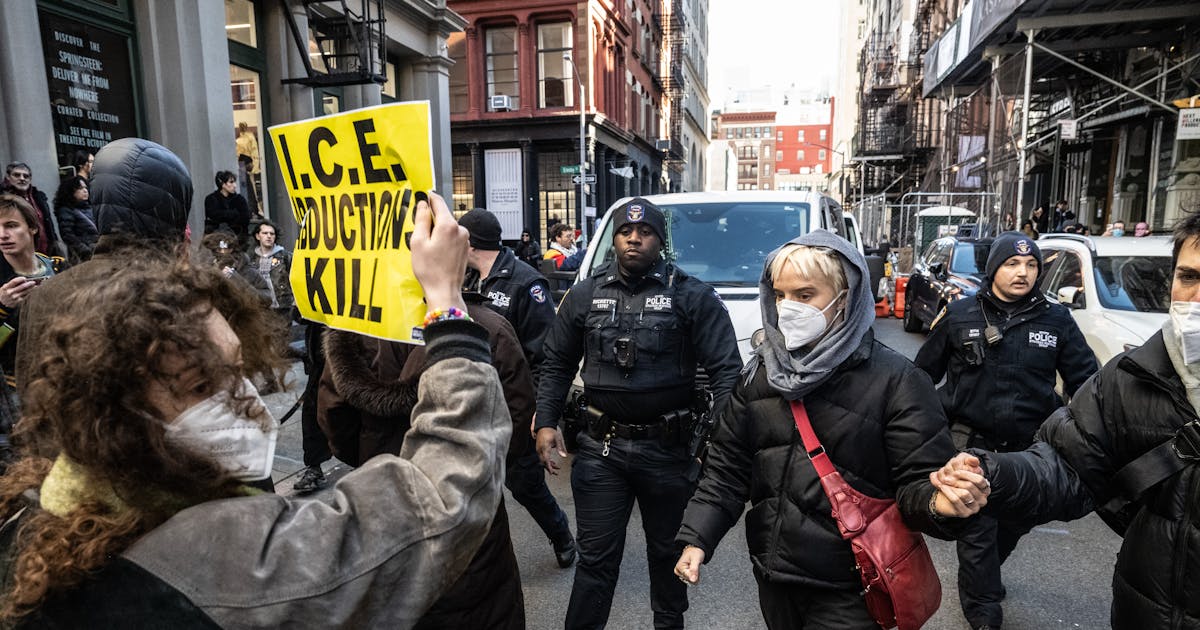 Judge Smacks Down ICE and Orders NYC Street Vendors Released