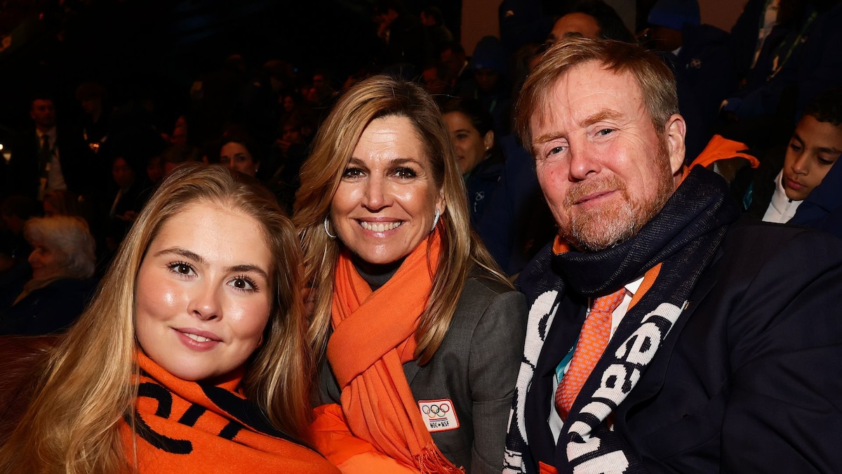 Queen Máxima and King Willem-Alexander celebrate Olympic gold in bright orange