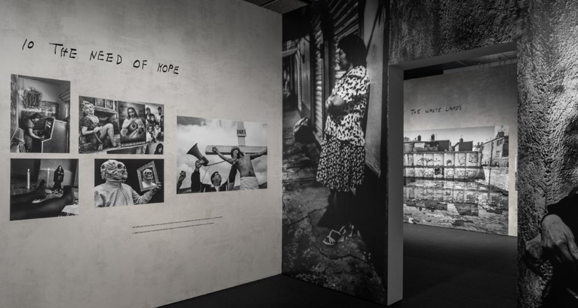 Sueño Perro: Instalación Celuloide de Alejandro G. Iñárritu