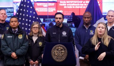 How Mamdani responded to the snowball fight in New York.