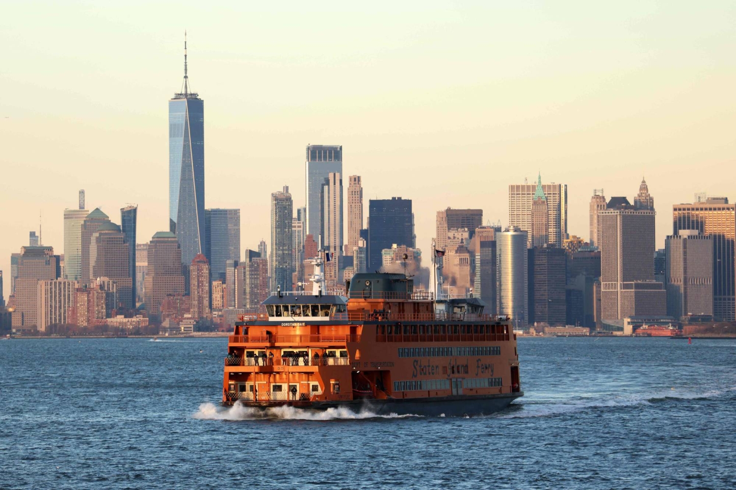 Mobsters and trash? New NYC mayor's rise stirs Staten Island ire