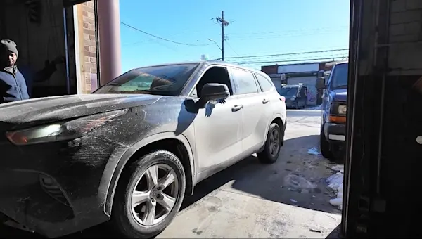 News 12 | Brooklyn | Mechanics seeing more customers as drivers dig out, drive through snow and ice