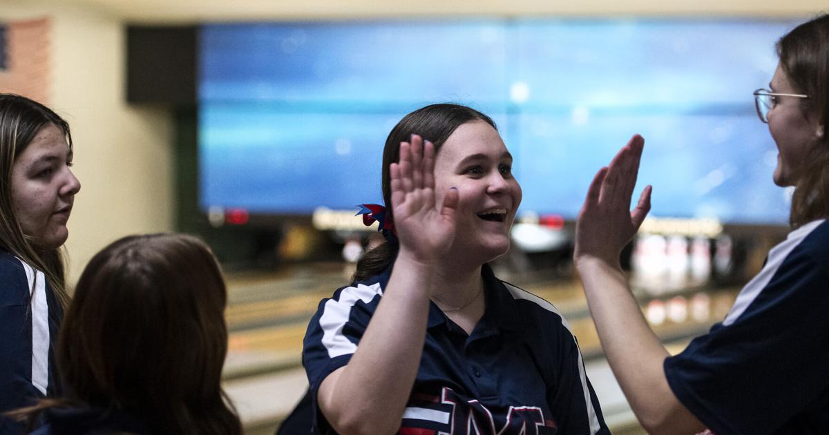 Manhattan High bowling's Millington and Stock advance to state | Sports