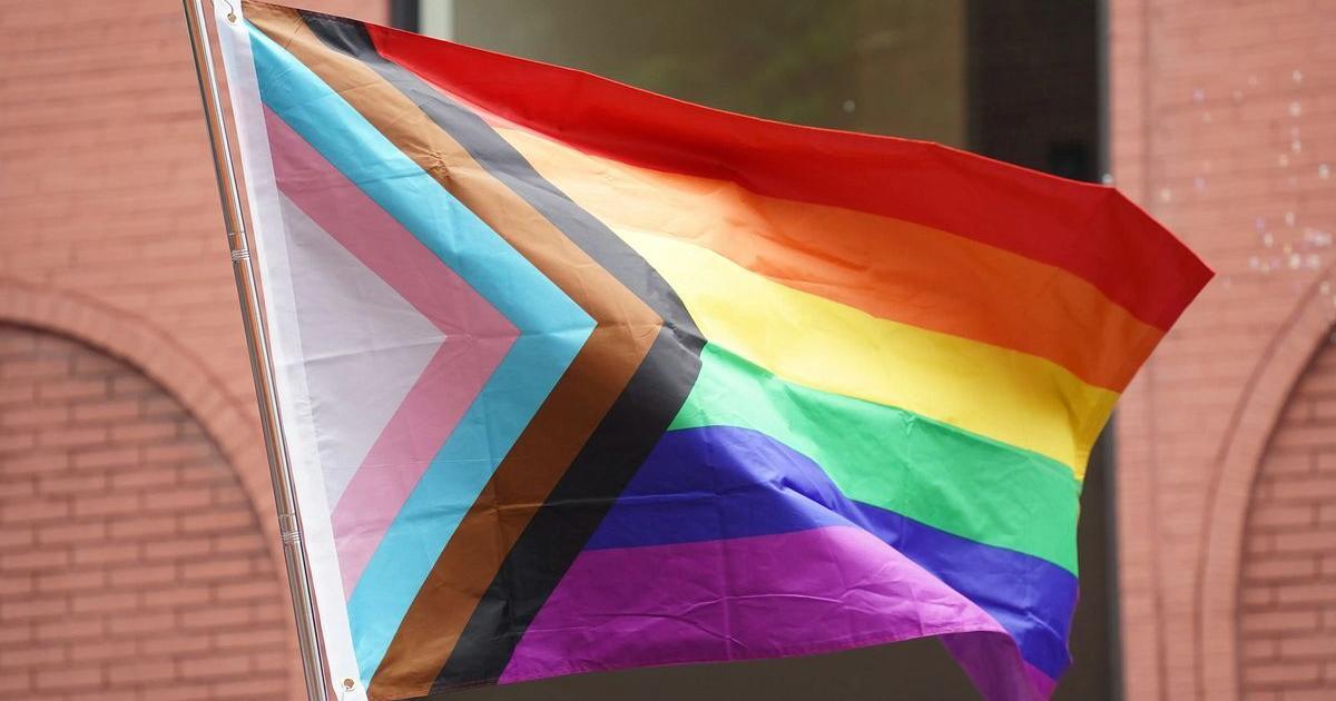 Schumer bill would give pride flag federal protections | New York