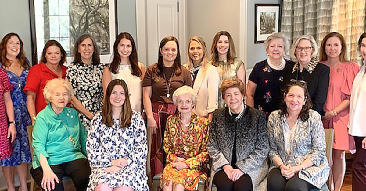 Former Queens Luncheon at Ralph's on the Park | Mardi Gras