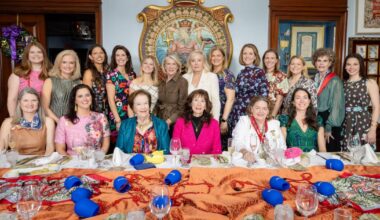 Monarchs Reunite for Mardi Gras Luncheon at Antoine's | Mardi Gras