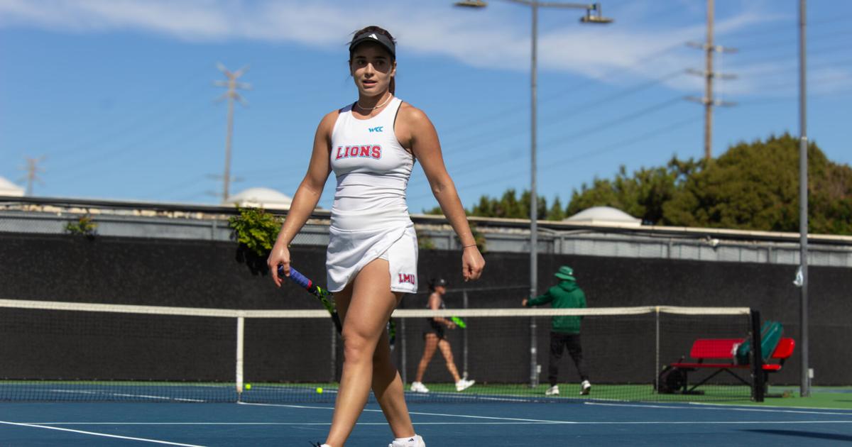 Queens of the court: Lidia Gonzalez and Sofia Perovani secure two WCC honors | Sports