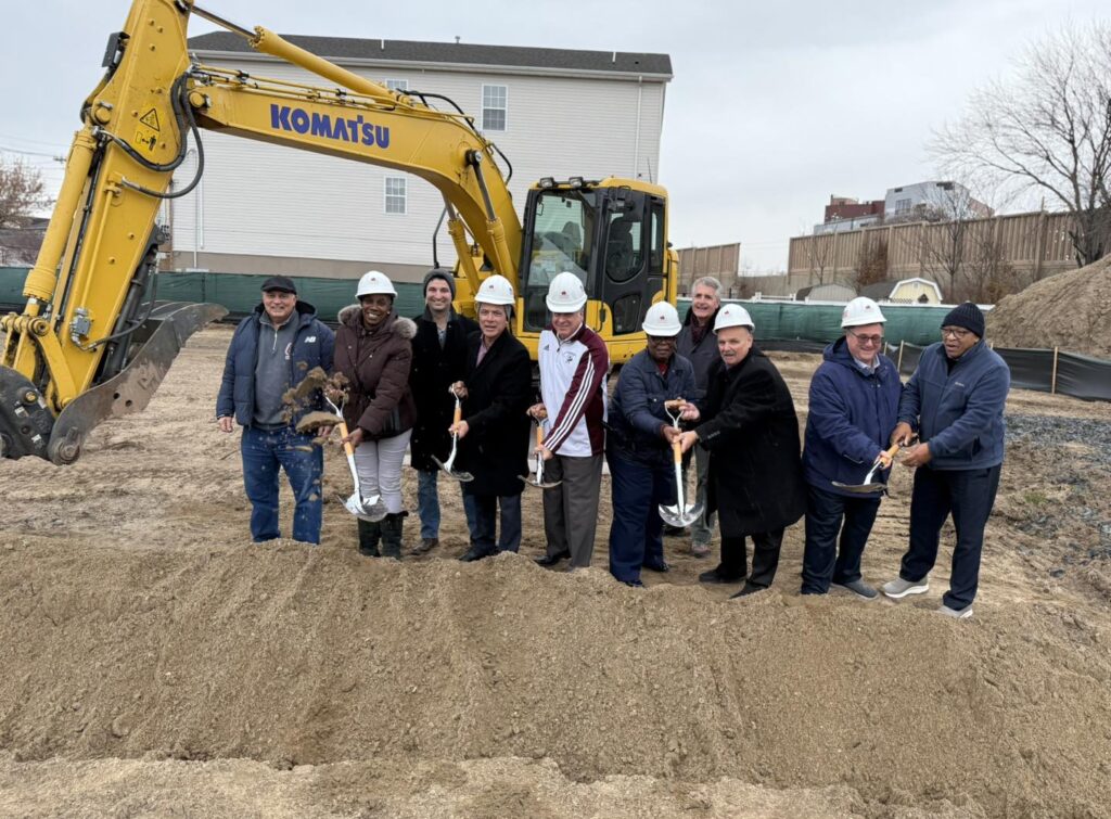 7 Oak Street Bayonne